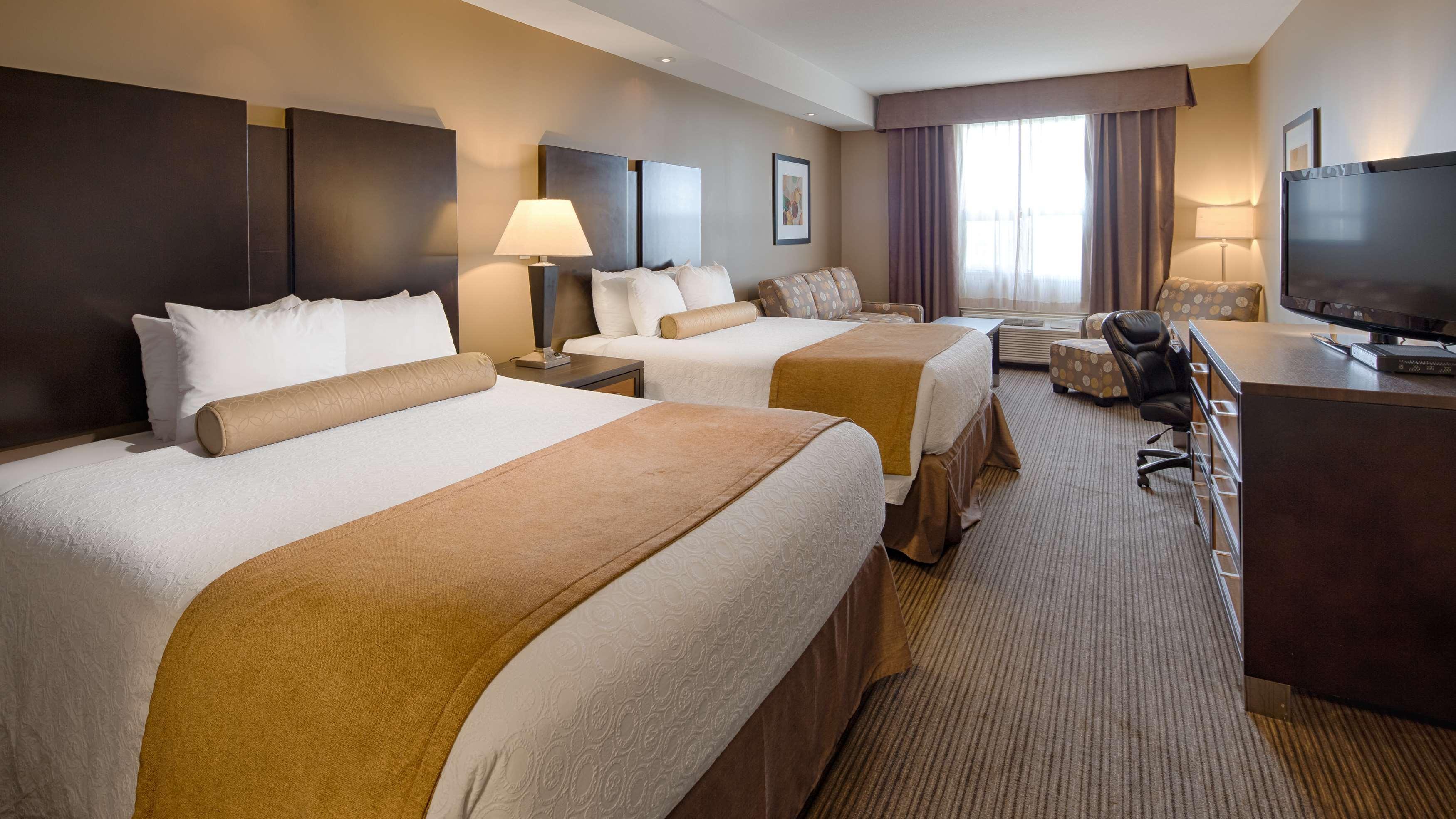 Best Western Plus Moose Jaw Bagian luar foto