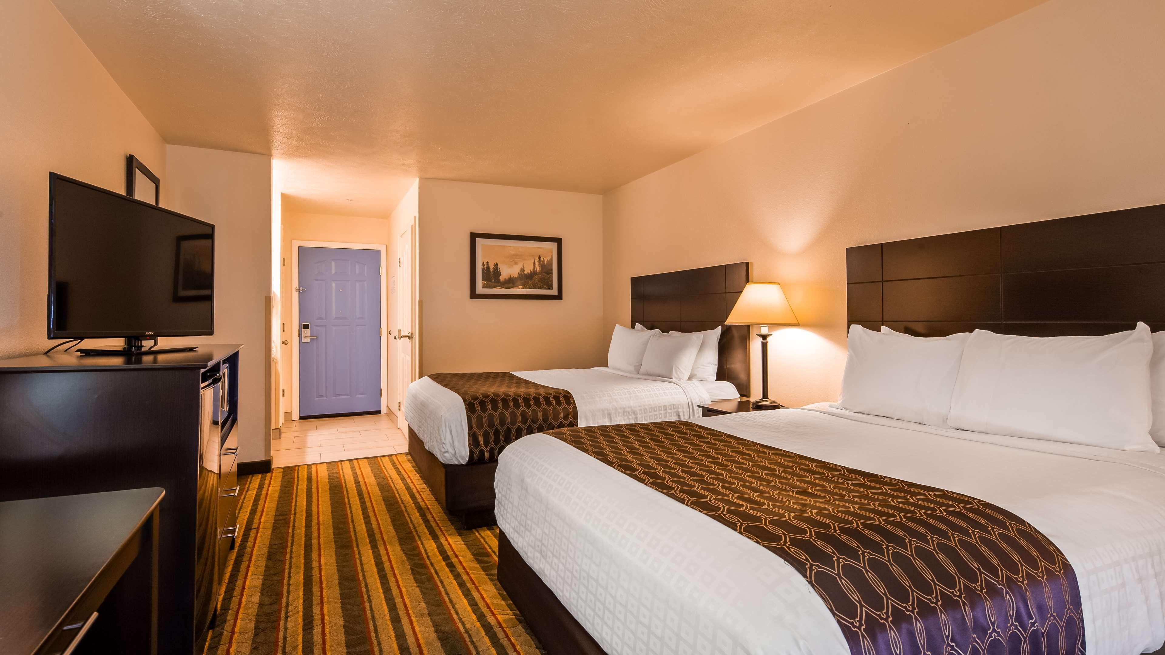 Best Western Plus Moose Jaw Bagian luar foto