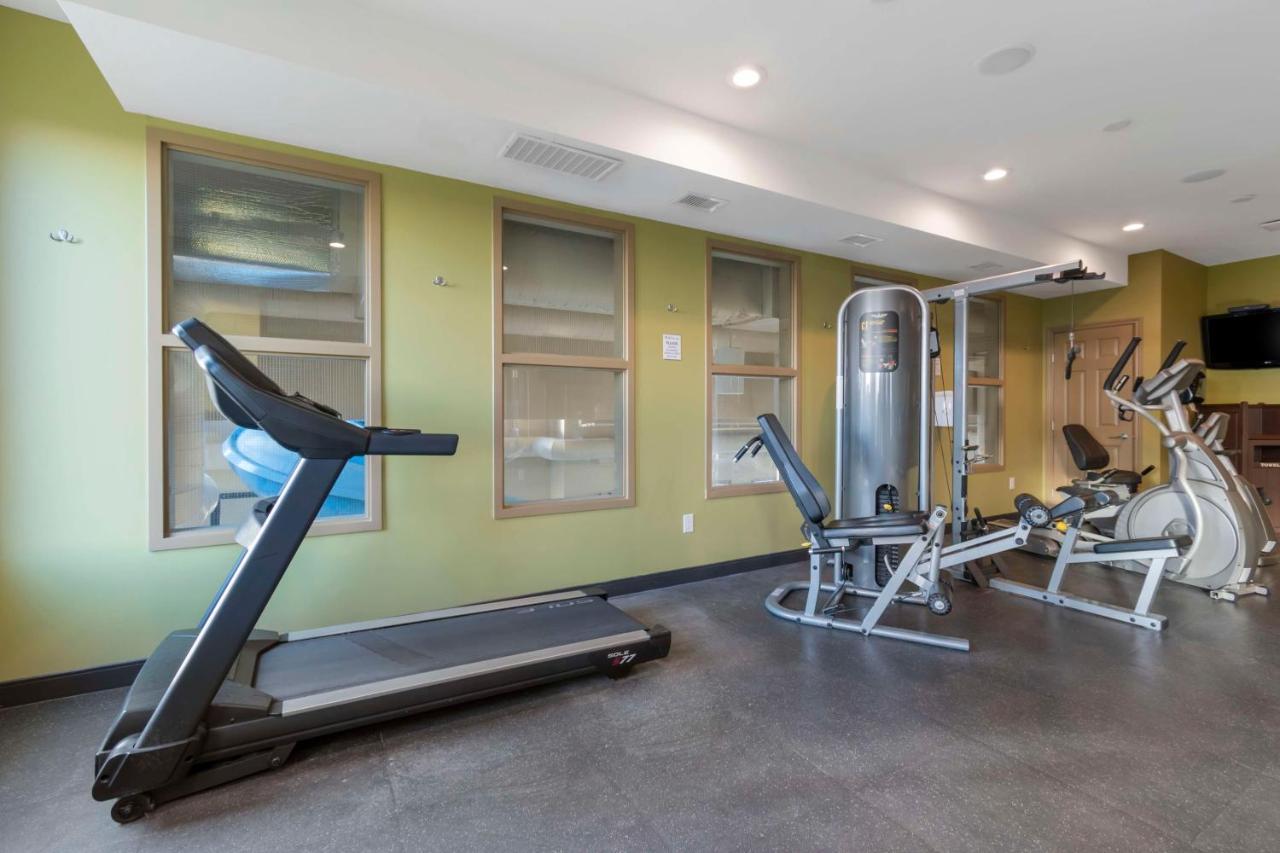 Best Western Plus Moose Jaw Bagian luar foto