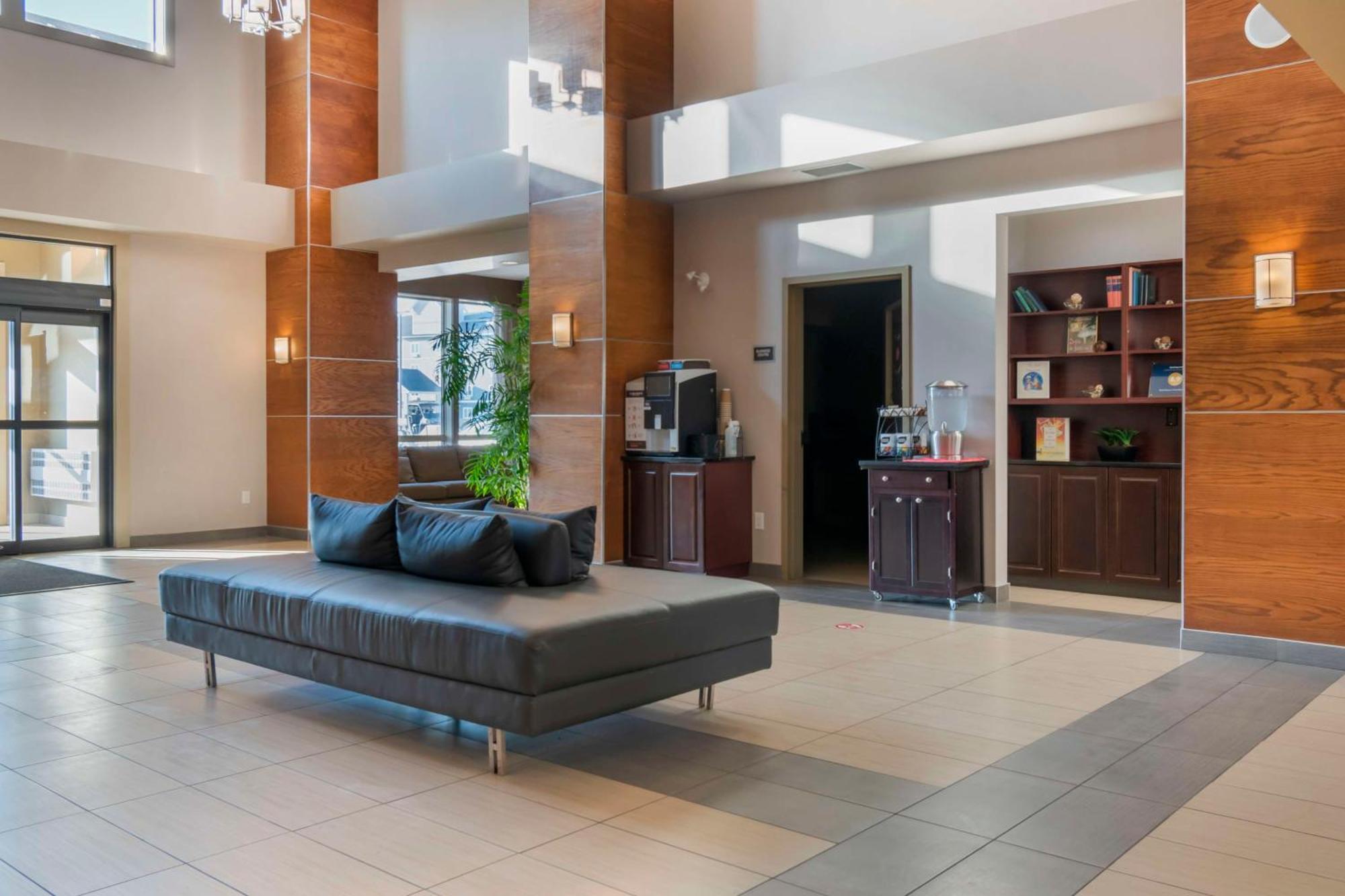 Best Western Plus Moose Jaw Bagian luar foto