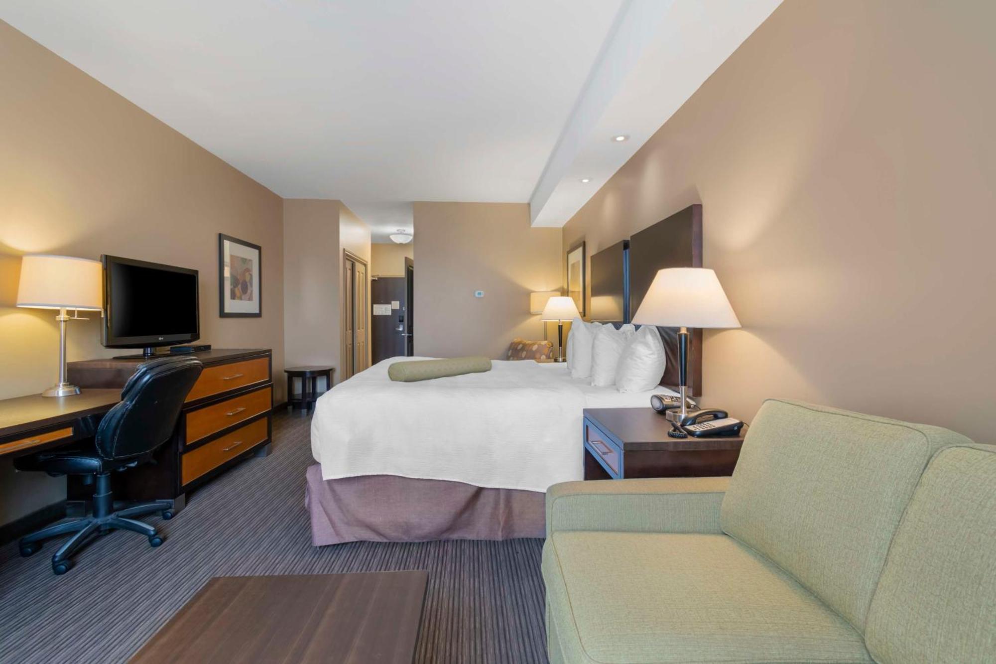 Best Western Plus Moose Jaw Bagian luar foto