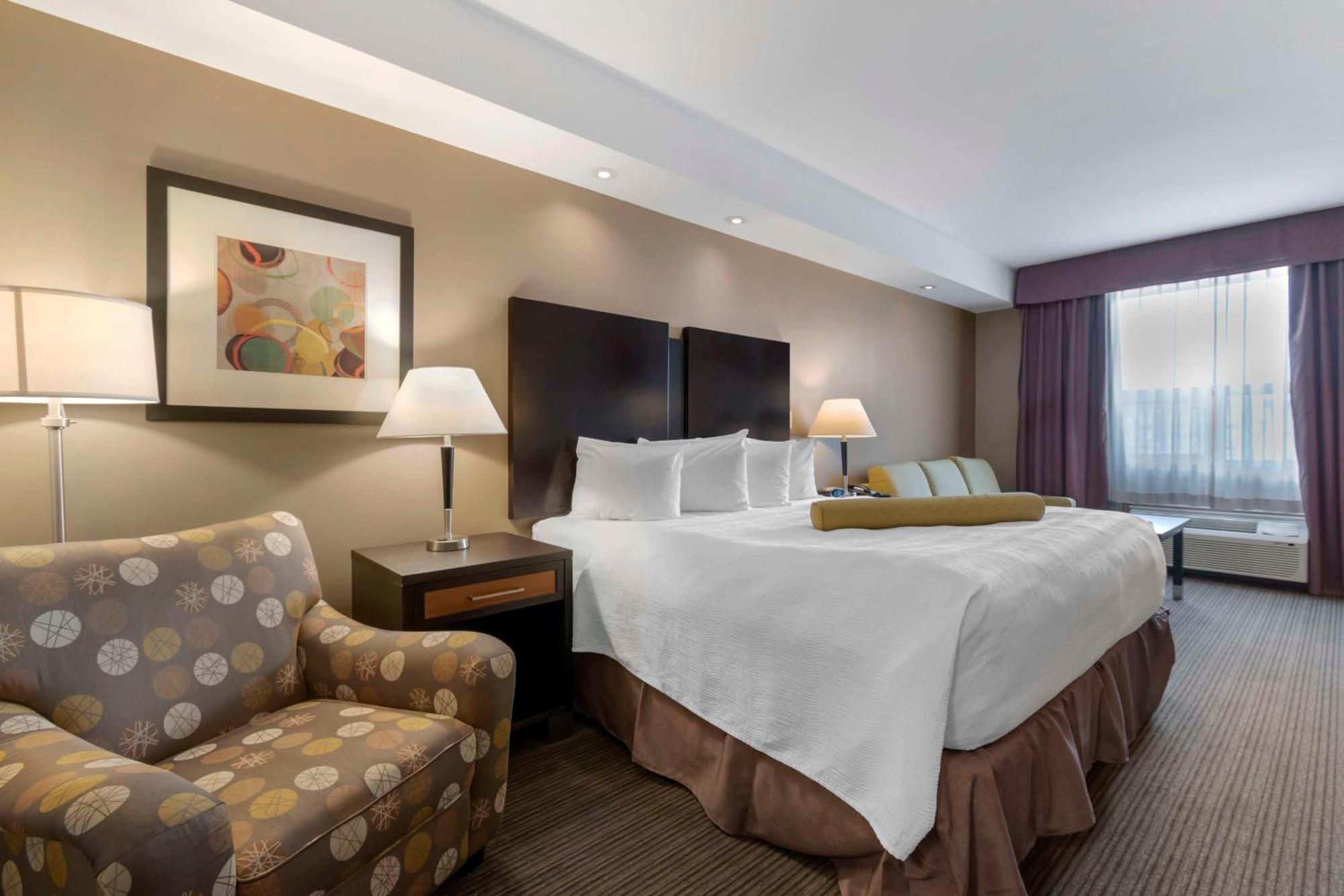 Best Western Plus Moose Jaw Bagian luar foto