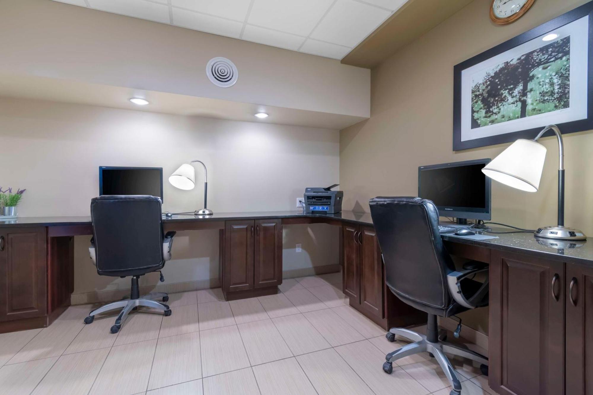 Best Western Plus Moose Jaw Bagian luar foto